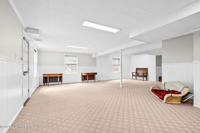 3601 Falls Bluff Ct, Louisville, KY 40241