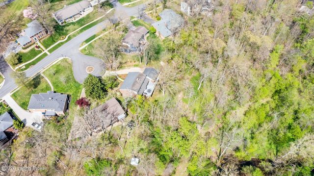 3601 Falls Bluff Ct, Louisville, KY 40241