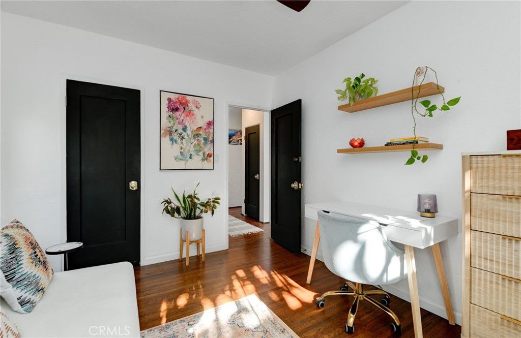 Image 22 of property listing at 4762 E Mountain View Drive, San Diego, CA 92116