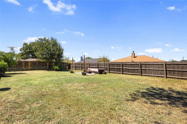 1302 W Austin Street, Broken Arrow, OK 74011