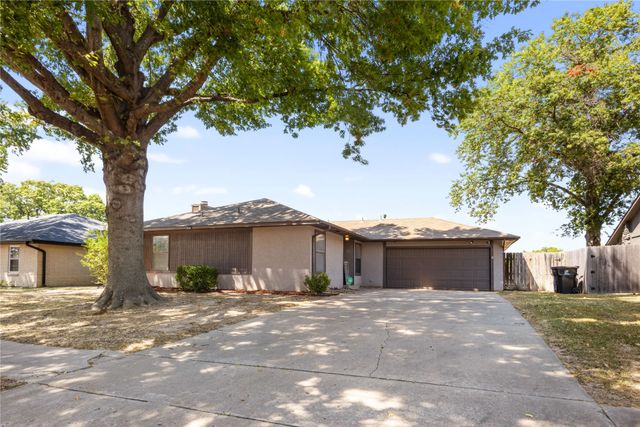 1302 W Austin Street, Broken Arrow, OK 74011