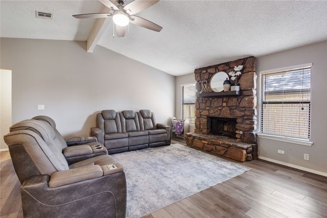 1302 W Austin Street, Broken Arrow, OK 74011