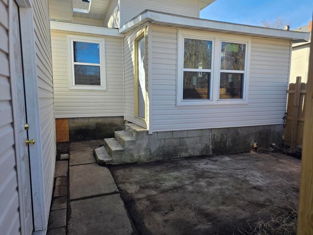 1502 N Grant Avenue, Springfield, MO 65803