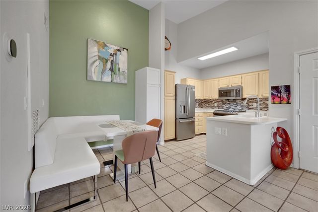 855 North Stephanie Street 2726, Henderson, NV 89014