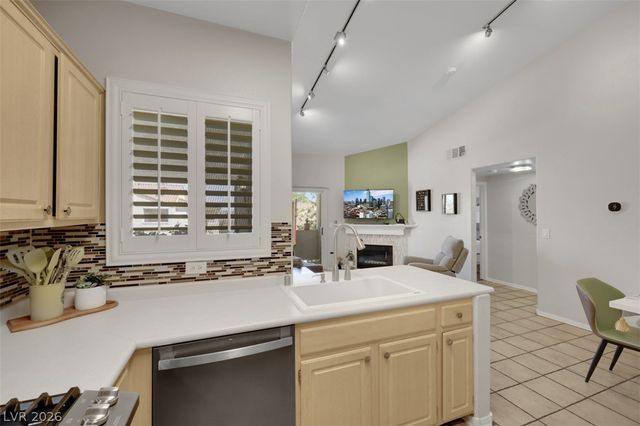 855 North Stephanie Street 2726, Henderson, NV 89014