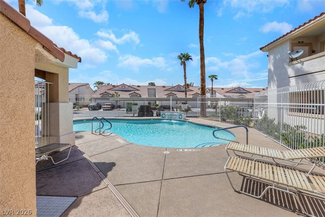 855 North Stephanie Street 2726, Henderson, NV 89014