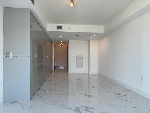 330 Sunny Isles Blvd 5-1003, Sunny Isles Beach, FL 33160