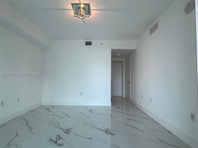 330 Sunny Isles Blvd 5-1003, Sunny Isles Beach, FL 33160