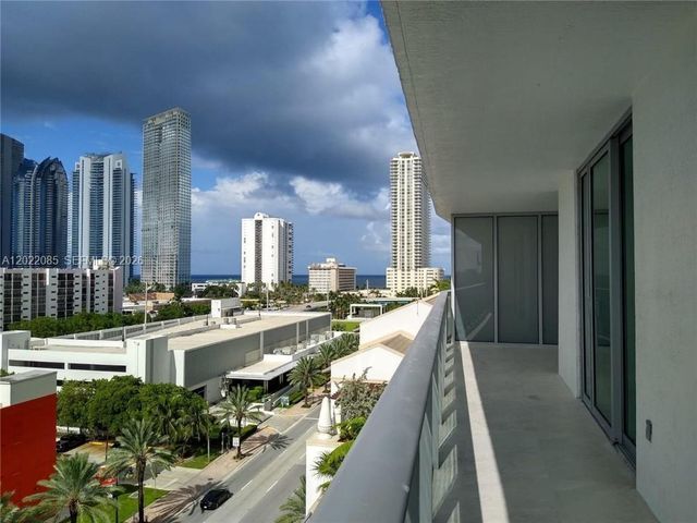 330 Sunny Isles Blvd 5-1003, Sunny Isles Beach, FL 33160