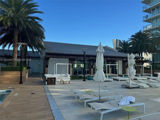330 Sunny Isles Blvd 5-1003, Sunny Isles Beach, FL 33160