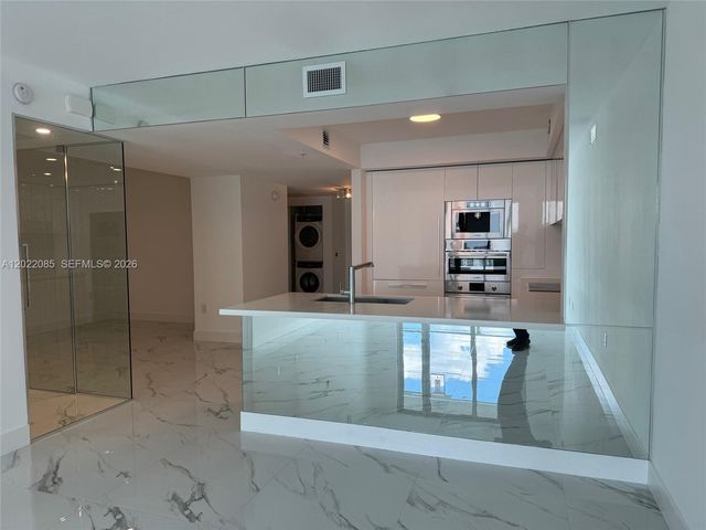 330 Sunny Isles Blvd 5-1003, Sunny Isles Beach, FL 33160