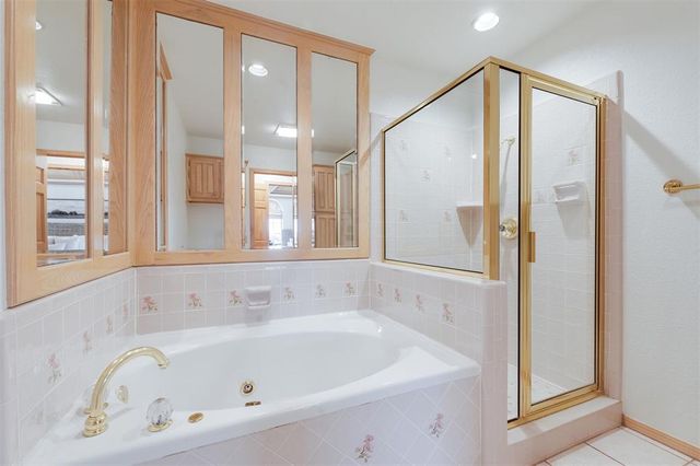 1001 N Red Bud Terrace, Mustang, OK 73064