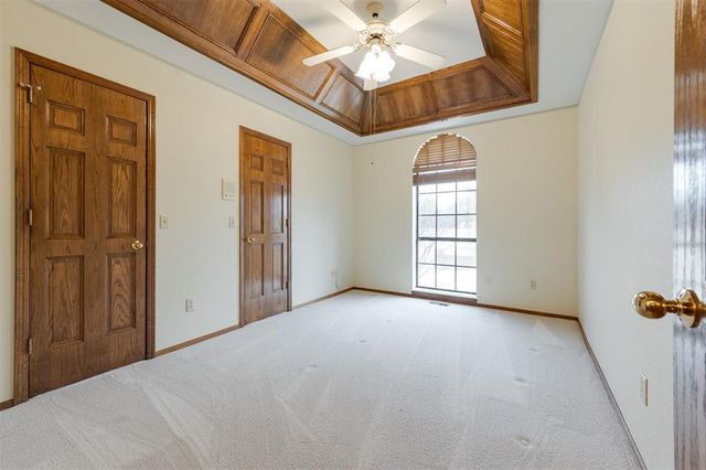 1001 N Red Bud Terrace, Mustang, OK 73064