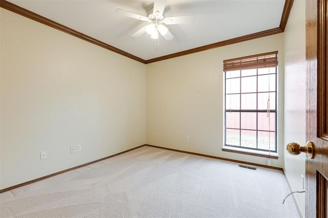 1001 N Red Bud Terrace, Mustang, OK 73064