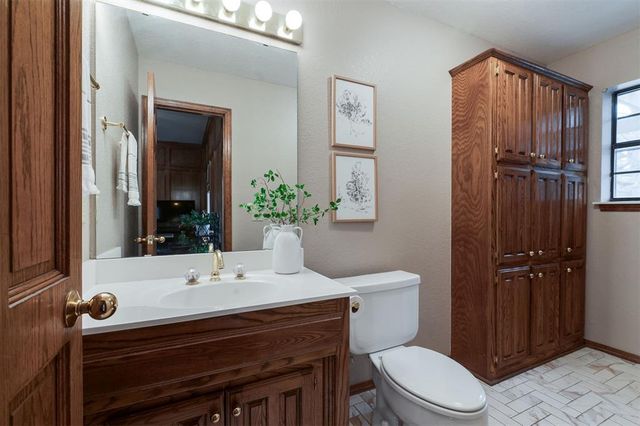 1001 N Red Bud Terrace, Mustang, OK 73064