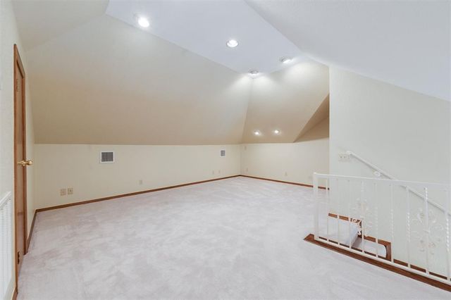 1001 N Red Bud Terrace, Mustang, OK 73064