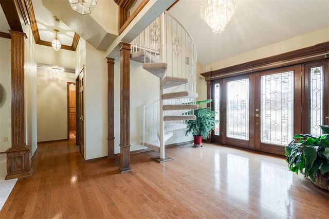 1001 N Red Bud Terrace, Mustang, OK 73064