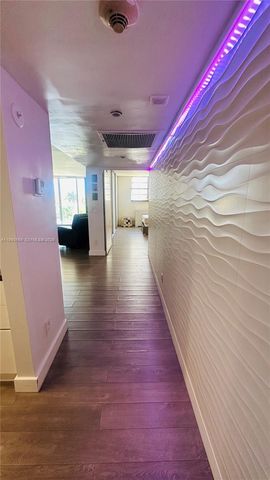 19390 Collins Avenue 424, Sunny Isles Beach, FL 33160