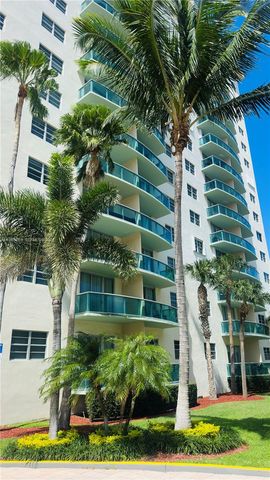 19390 Collins Avenue 424, Sunny Isles Beach, FL 33160
