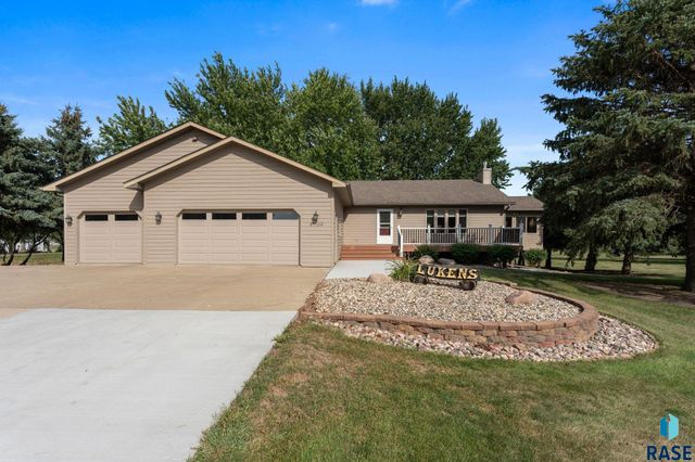 27302 Atkins Pl Place, Tea, SD 57064