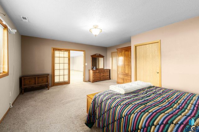 27302 Atkins Pl Place, Tea, SD 57064