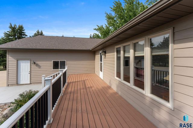 27302 Atkins Pl Place, Tea, SD 57064