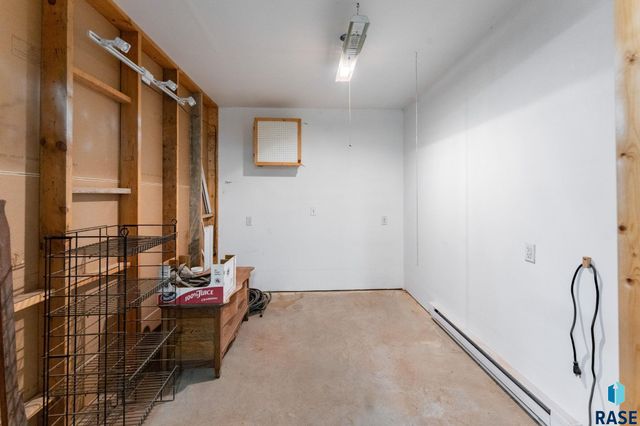 27302 Atkins Pl Place, Tea, SD 57064