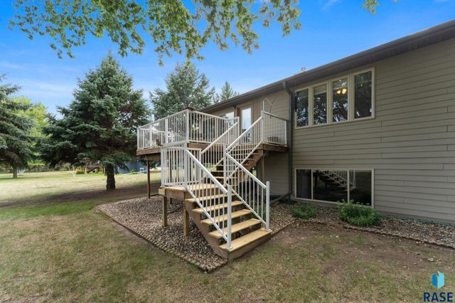 27302 Atkins Pl Place, Tea, SD 57064
