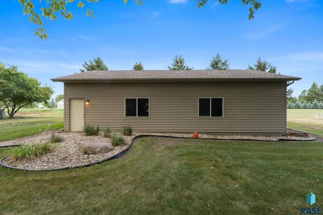 27302 Atkins Pl Place, Tea, SD 57064