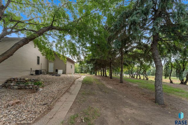 27302 Atkins Pl Place, Tea, SD 57064