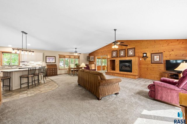 27302 Atkins Pl Place, Tea, SD 57064