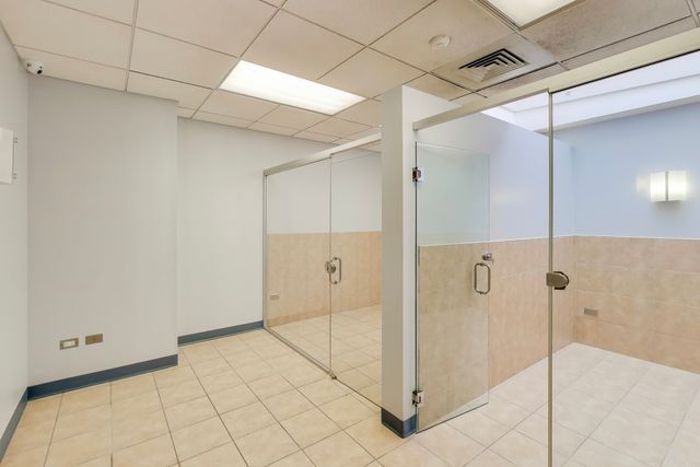 2659 N Milwaukee Avenue, Chicago, IL 60647