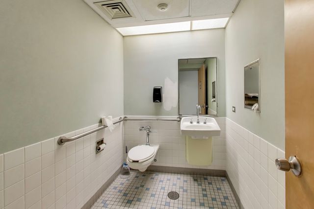 2659 N Milwaukee Avenue, Chicago, IL 60647