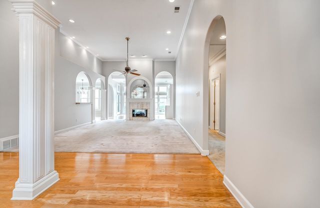 1578 MASSEY POINTE LN, Memphis, TN 38120