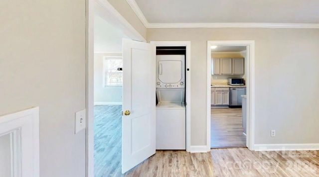 2320 Vanderbilt Road, Charlotte, NC 28206
