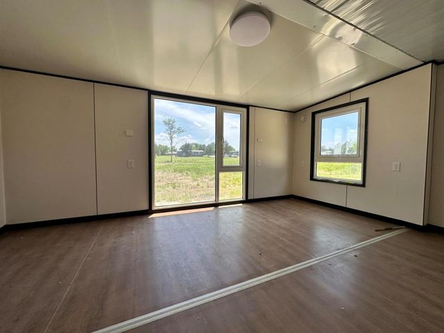1316 E Titus Street, Mexia, TX 76667