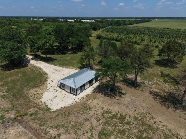 1316 E Titus Street, Mexia, TX 76667