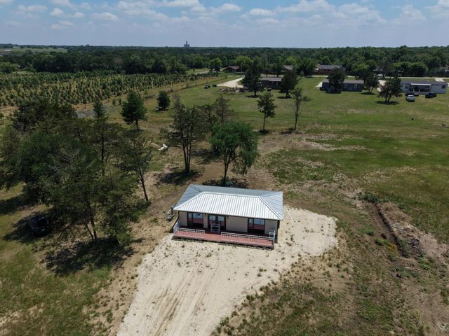 1316 E Titus Street, Mexia, TX 76667