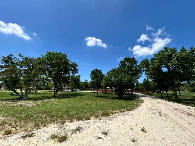 1316 E Titus Street, Mexia, TX 76667