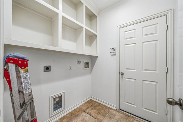 14427 Manorbier Lane, Sugar Land, TX 77498