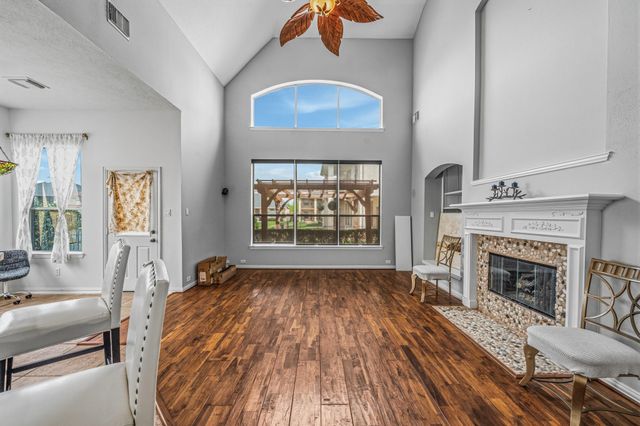 14427 Manorbier Lane, Sugar Land, TX 77498