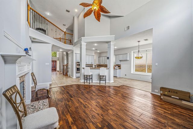 14427 Manorbier Lane, Sugar Land, TX 77498