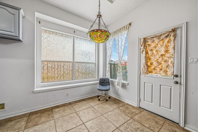 14427 Manorbier Lane, Sugar Land, TX 77498