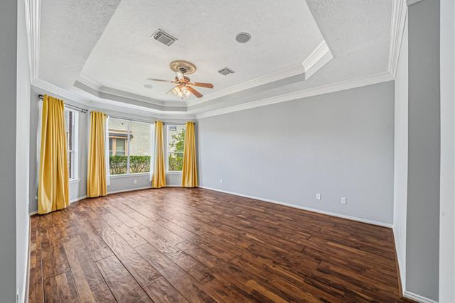 14427 Manorbier Lane, Sugar Land, TX 77498