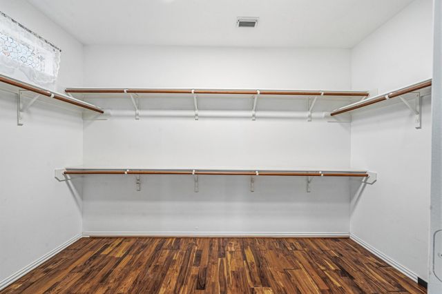 14427 Manorbier Lane, Sugar Land, TX 77498