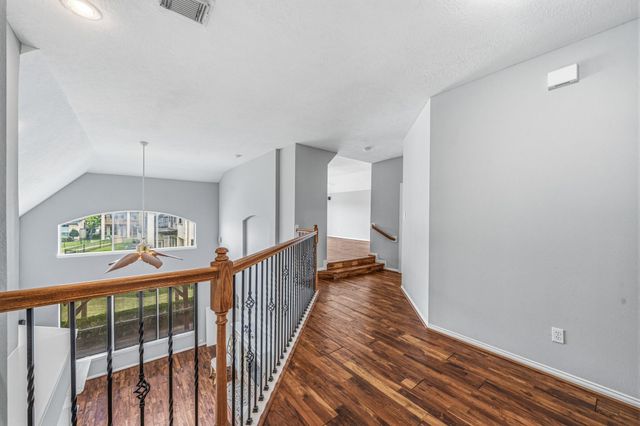 14427 Manorbier Lane, Sugar Land, TX 77498