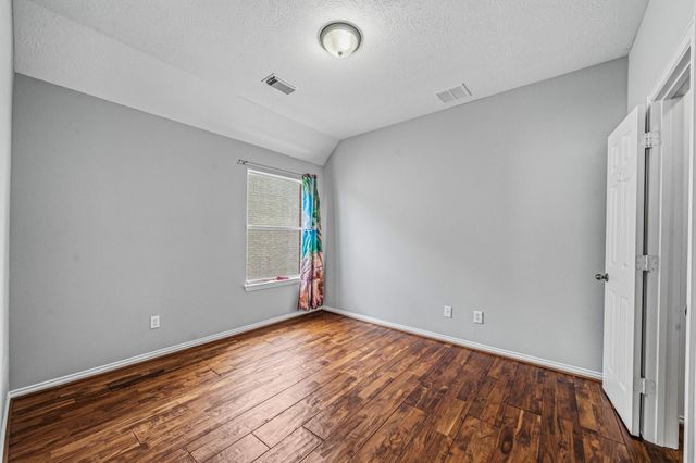 14427 Manorbier Lane, Sugar Land, TX 77498