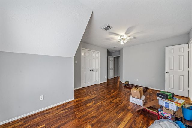 14427 Manorbier Lane, Sugar Land, TX 77498