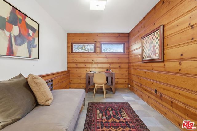 4040 Sinova Street, Los Angeles, CA 90031