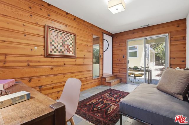 4040 Sinova Street, Los Angeles, CA 90031